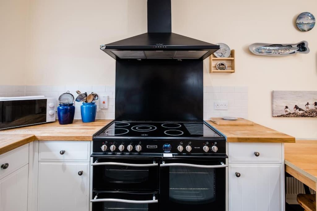 Spacious Home, Minutes Fom The Beach, Free Parking, Large Garden Area, Pets Welcome! Whitstable Exterior photo